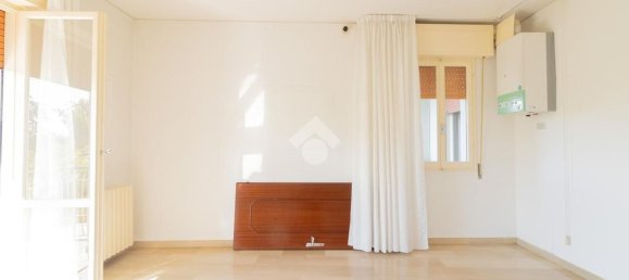 3 bedrooms Apartment in Carpi, Italy No. 358342 4