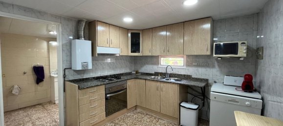 3 bedrooms House in Esparreguera, Spain No. 169883 7