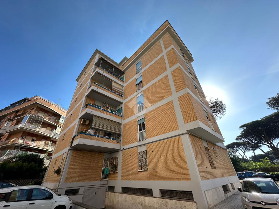 3غرفة شقة في Rome, Italy رقم 9262