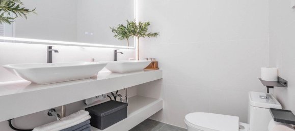 5 bedrooms House in Pattaya, Thailand No. 26075 10