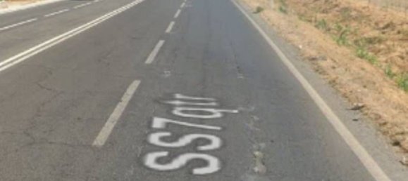 489m² Garage in Mondragone, Italy No. 266731 2