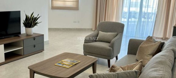 2 bedrooms Penthouse in Zurrieq, Malta No. 5179 16