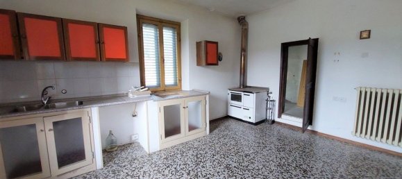 4-salle Appartement à Arezzo, Italy No. 204859 14