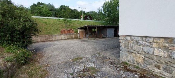 4-salle Appartement à Arezzo, Italy No. 204859 21