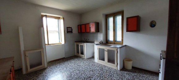 4-salle Appartement à Arezzo, Italy No. 204859 15