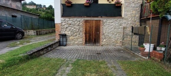 4-salle Appartement à Arezzo, Italy No. 204859 30