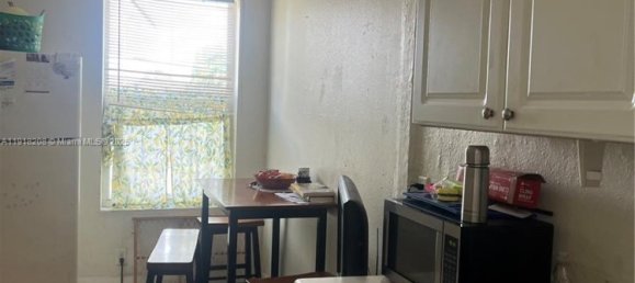 2 Schlafzimmer Villa in Miami, USA, Nr. 615468 8