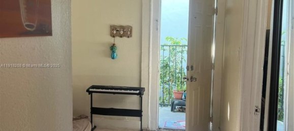 2 Schlafzimmer Villa in Miami, USA, Nr. 615468 6