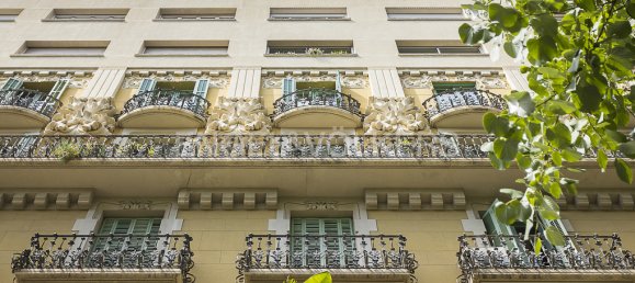 Apartamento T4 em Eixample, Spain N.º 24312 32