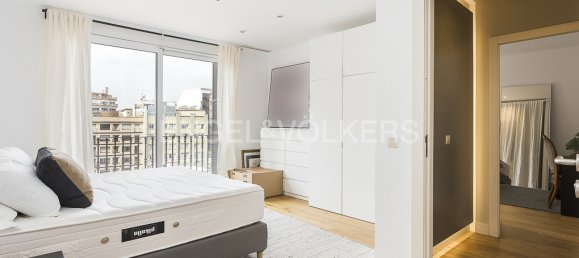 Apartamento T4 em Eixample, Spain N.º 24312 19