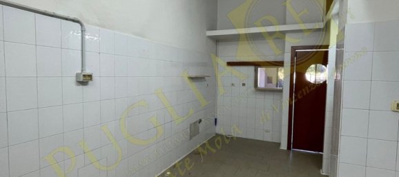 2 rooms Commercial property in Mola di Bari, Italy No. 172406 12