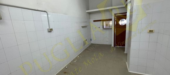 2 rooms Commercial property in Mola di Bari, Italy No. 172406 11
