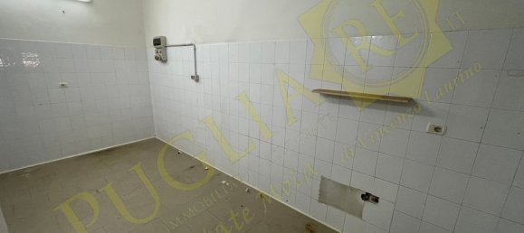 2 rooms Commercial property in Mola di Bari, Italy No. 172406 7