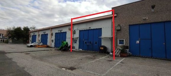 140m² Warehouse in Invorio, Italy No. 3541 2