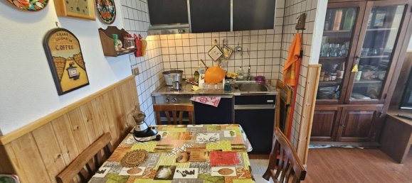 3 bedrooms Apartment in Micigliano, Italy No. 350484 2