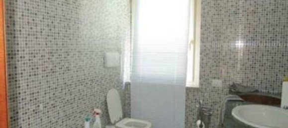 3-salle Appartement à Desio, Italy No. 70717 6