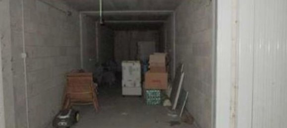 3-salle Appartement à Desio, Italy No. 70717 4