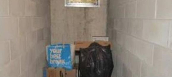 3-salle Appartement à Desio, Italy No. 70717 5