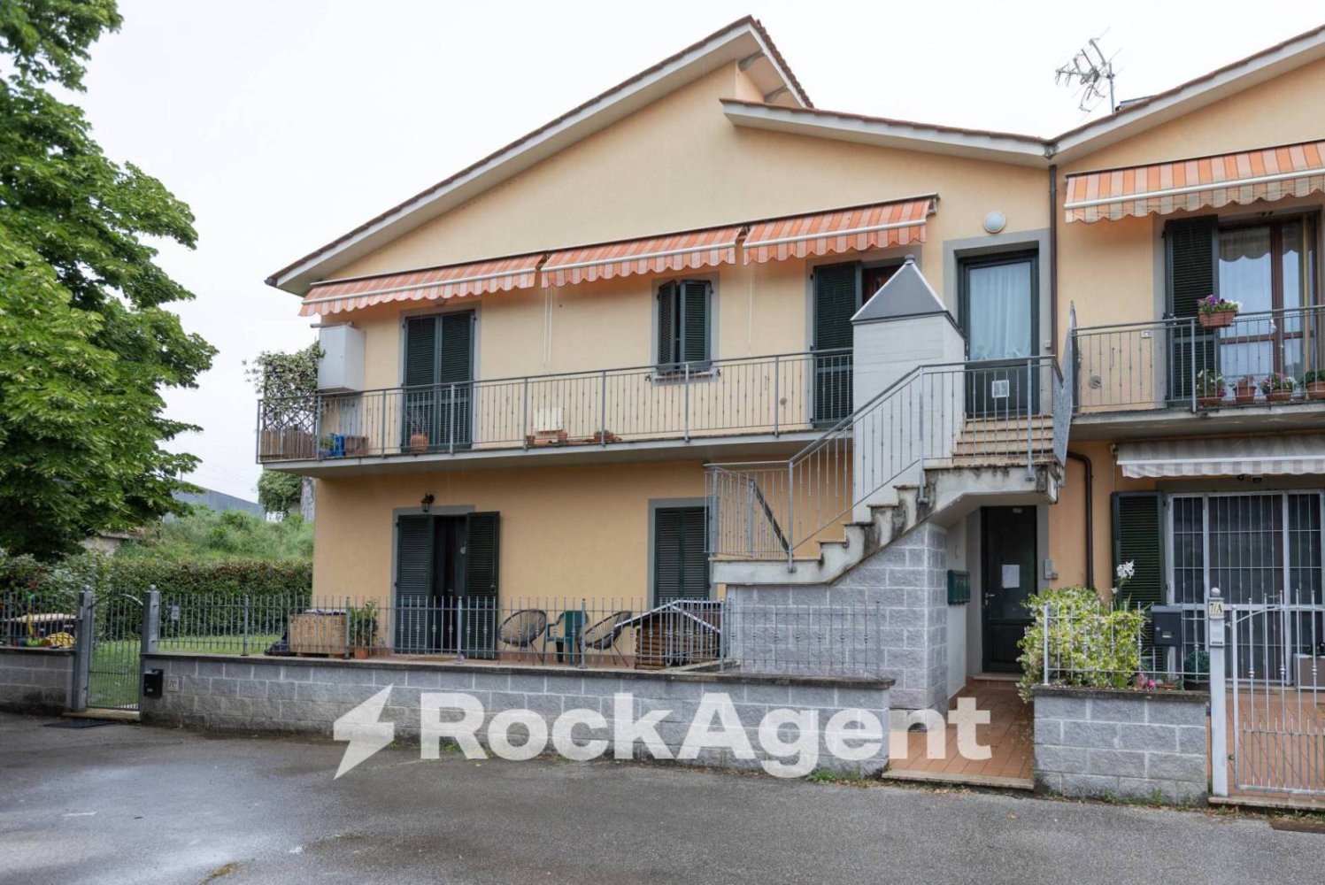 2 bedrooms Apartment in Montecarlo, Italy No. 323923