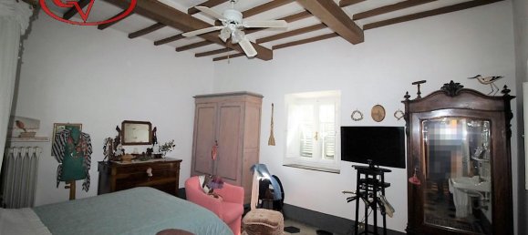 Вилла с 15 комнатами в Монтеварки, Италия № 233239 14