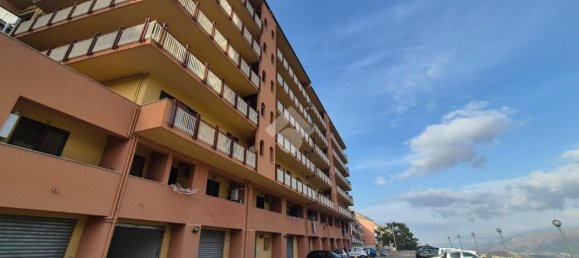 3 bedrooms Apartment in Monreale, Italy No. 348531 2