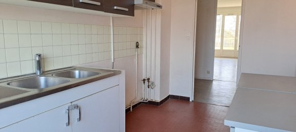 2 bedrooms Apartment in Rambouillet, France No. 177554 6