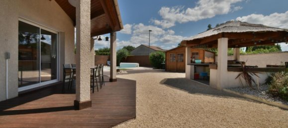 3 bedrooms House in Romans-sur-Isere, France No. 330965 12