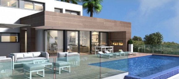3 bedrooms Villa in Moraira, Spain No. 186396 2