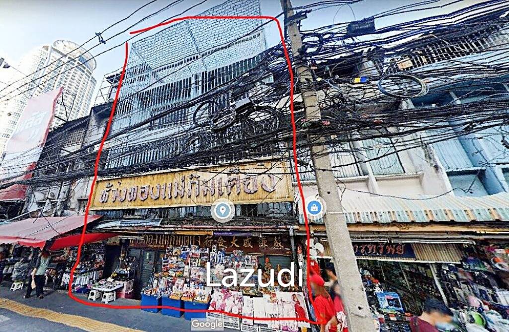 100m² Commercial property in Khlong Toei, Thailand No. 14379