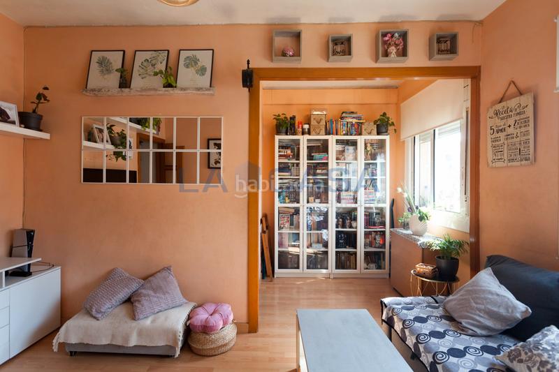 2 Schlafzimmer Wohnung in Horta-Guinardo, Spain, Nr. 240511