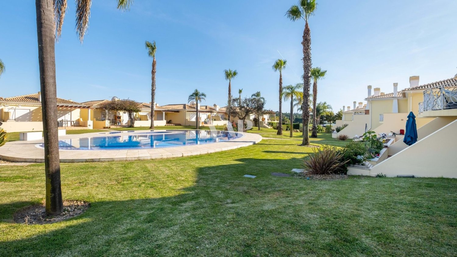 Villa T4 em Quarteira, Portugal N.º 104184