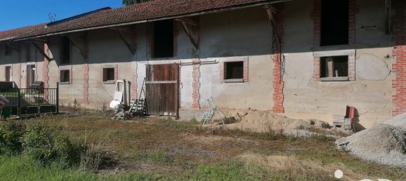 Casa de 4 dormitorios en Sainte-Marie-du-Lac-Nuisement, France No. 259803 9