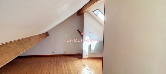 Dúplex de 3 dormitorios en Fay-les-Nemours, France No. 177445 3