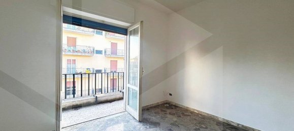 3 rooms Apartment in Triggiano, Italy No. 17261 5
