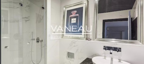 1 bedroom Apartment in Paris, France No. 135912 13