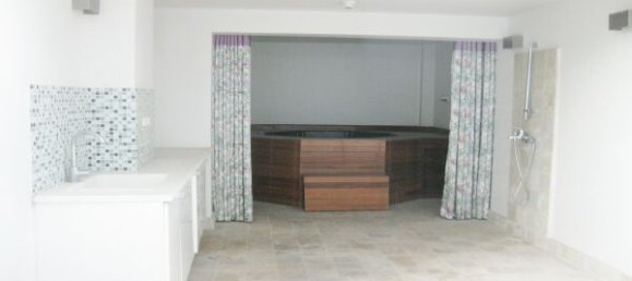 4 Schlafzimmer Villa in Tay Ho, Vietnam, Nr. 5584 15