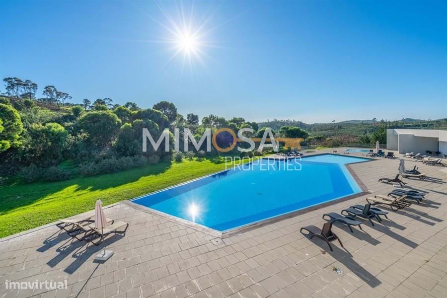 2 bedrooms Apartment in Mexilhoeira Grande, Portugal No. 153778