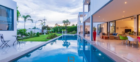 4 bedrooms Cafe / restaurant in Hua Hin, Thailand No. 7023 7