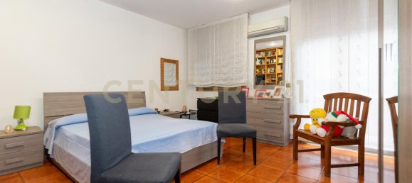 5غرفة شقة في Misterbianco, Italy رقم 63643 42