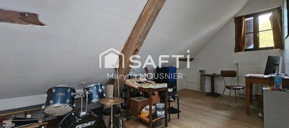 3 Schlafzimmer Haus in La Chapelotte, France, Nr. 211440 11