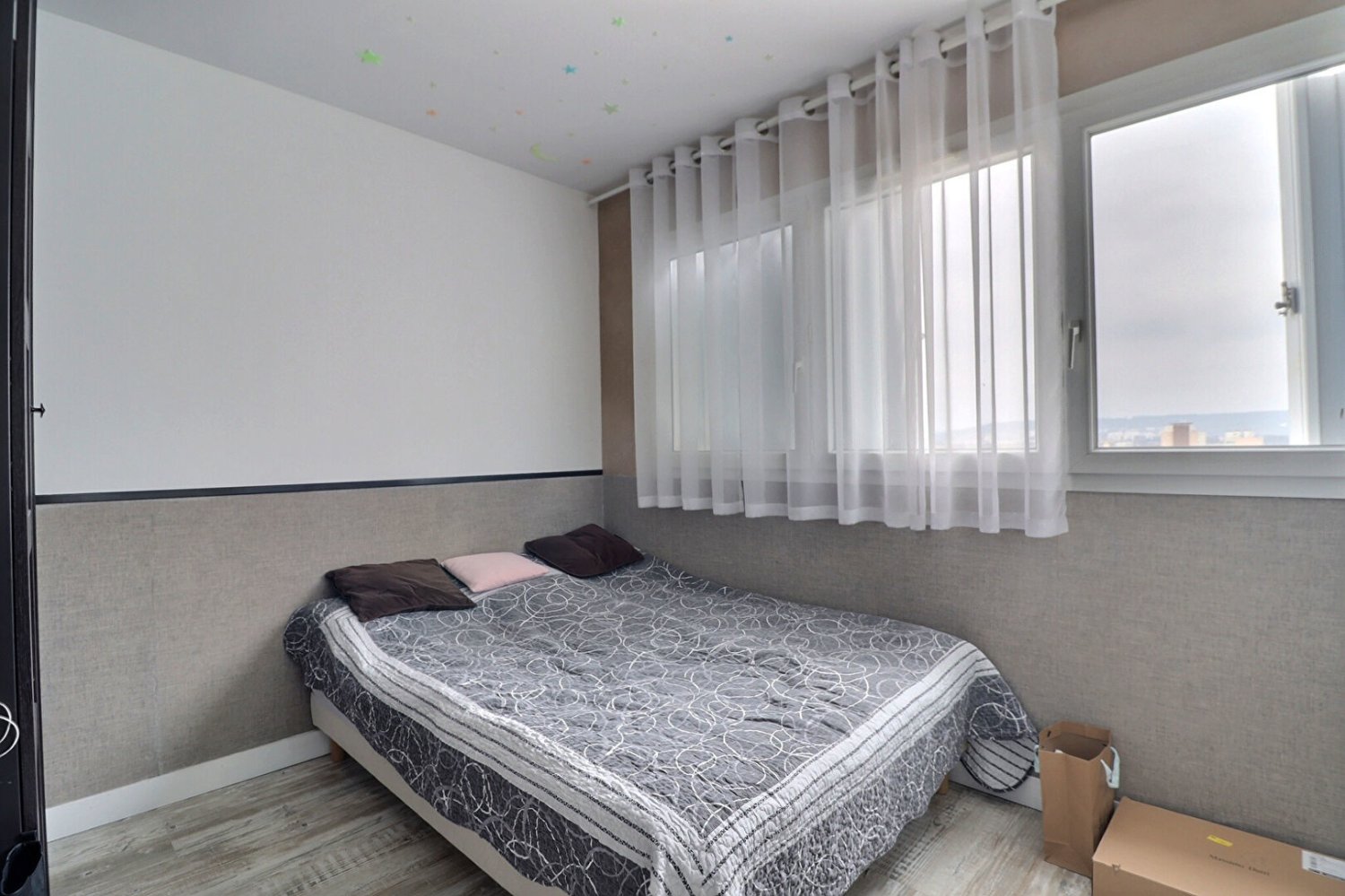 3 chambres Appartement à Montmorency, France No. 148010