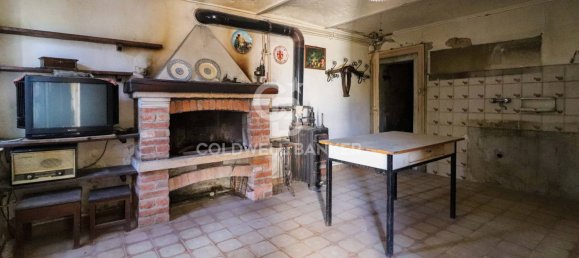 4 bedrooms House in Rocchetta Tanaro, Italy No. 65982 9