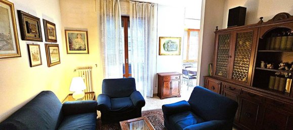 Apartamento de 3 habitaciónes en Corsico, Italy No. 37260 4