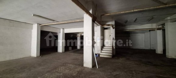 421m² Garage in Ancona, Italy No. 313657 3