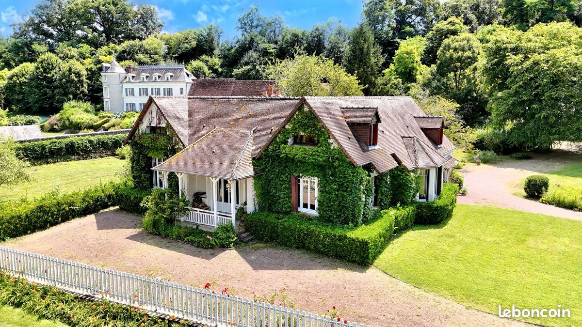 Castelos T5 em Athee-sur-Cher, France N.º 219052