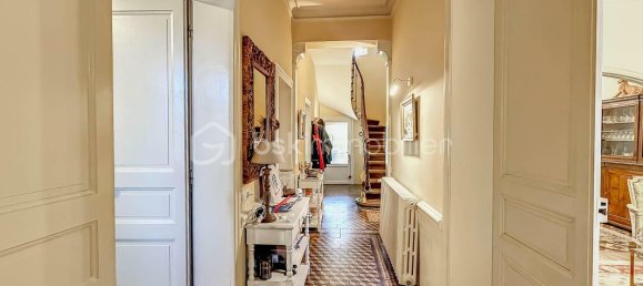 7 bedrooms Castles in Marsillargues, France No. 361268 17