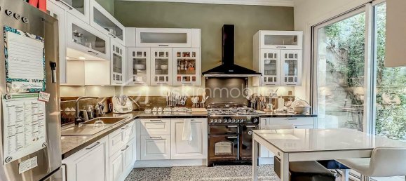 7 bedrooms Castles in Marsillargues, France No. 361268 10