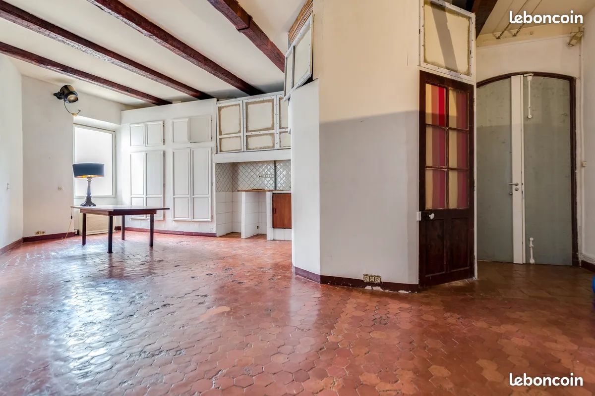 Apartamento de 1 dormitorio en Marseille, France No. 278654