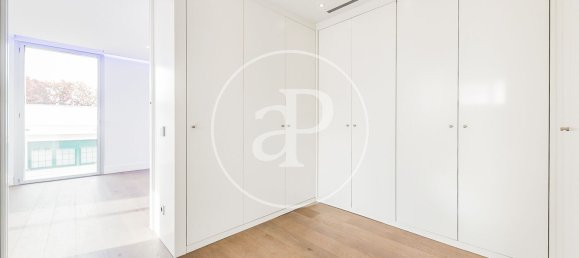 5 غرف نوم منزل في Madrid, Spain رقم 28820 32