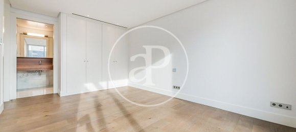 5 غرف نوم منزل في Madrid, Spain رقم 28820 24